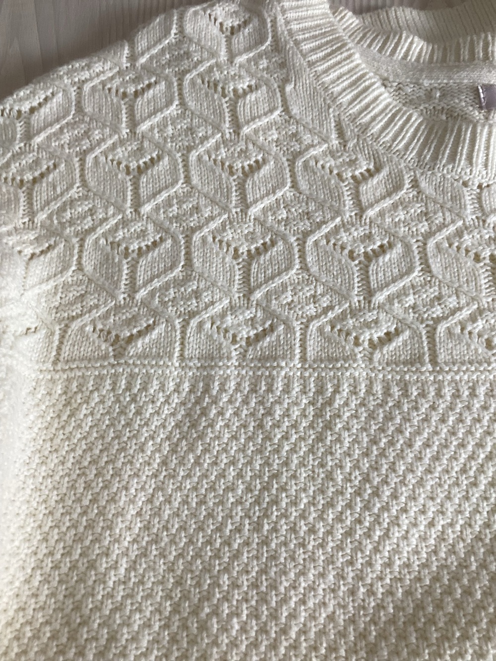 I. B. Diffusion Pullover Sweater Ivory Honeycomb Crochet & Scallop Hem Size L - Picture 12 of 12